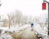 這么美麗的雪景，約上好友，約上朋友（你懂的），一起浪漫下，也是未曾錯(cuò)過(guò)的見(jiàn)證！