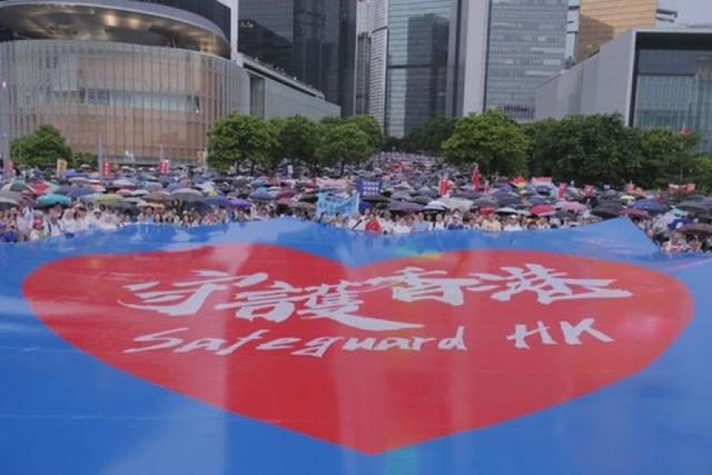 忍無可忍，終于出手了！這一次香港人不再沉默，這個決定非同尋常 