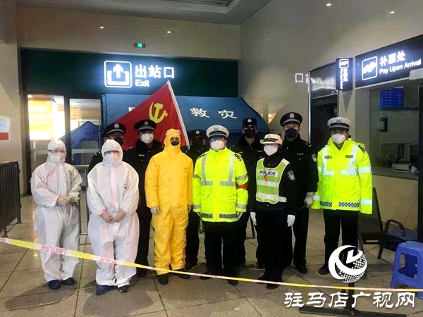 民警韓超華：疫情面前 第一個站出來的人