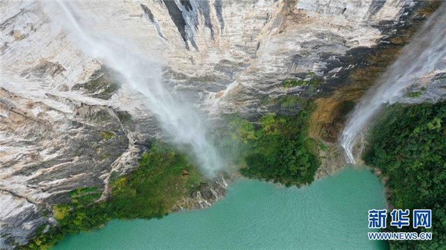 湖北鶴峰：溇水風光似畫卷