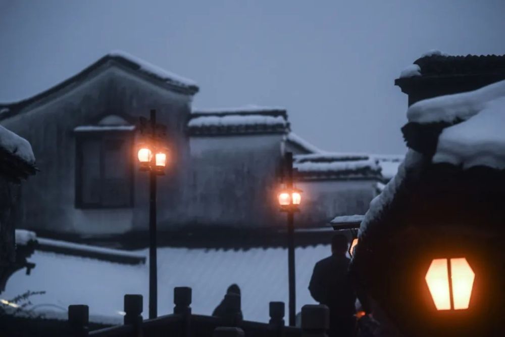 今日冬至，風(fēng)雪連晝夜，最珍是家常