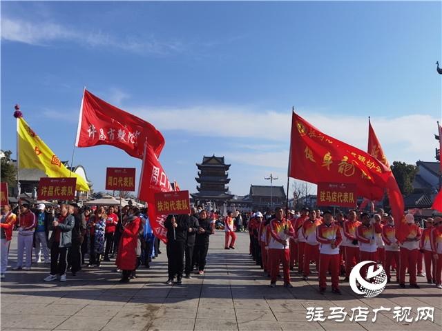 鞭聲陣陣 龍飛陀舞河南駐馬店市驛城區(qū)皇家驛站五市同臺(tái)競技展舞姿