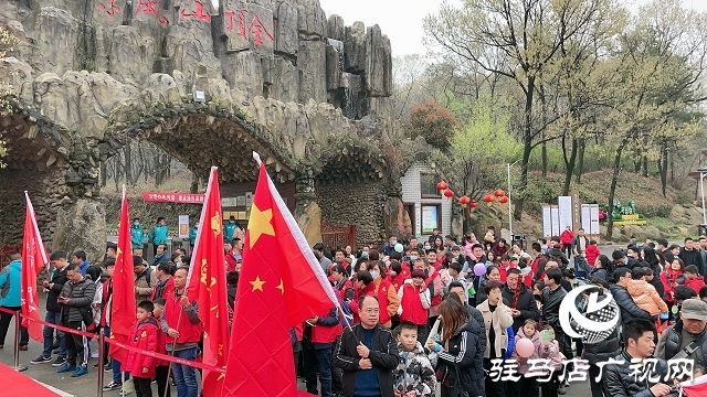 春分植樹添新綠 車友齊心美家園