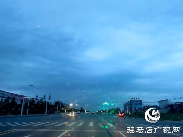 暴風(fēng)雨前的美麗駐馬店