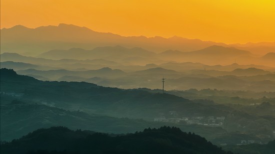 00后大學(xué)生航拍“千里江山圖” 喚起年輕人文化認同