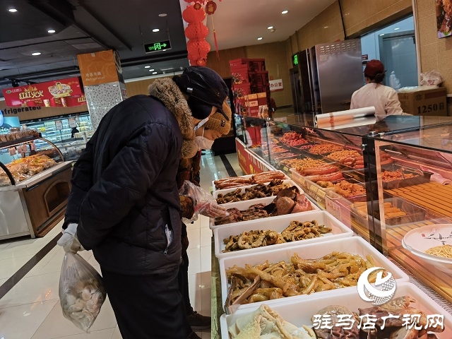 新春走基層丨 駐馬店：春節(jié)將至 年貨市場(chǎng)年味足