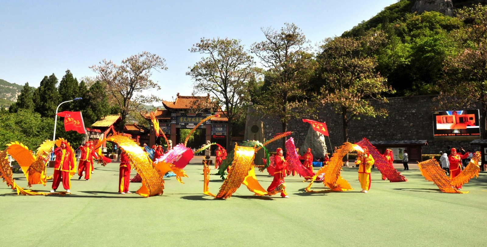 文旅融合彰顯氣魄 青天河“五一”假期以高品質產品贏得稱贊