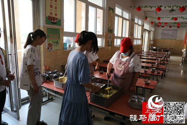 泌陽花園小學：愛心送餐助中考 學子暖胃又暖心