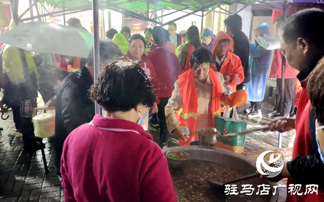 西平縣：一場秋雨一場寒 工會溫暖守身邊