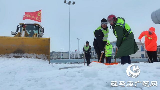 正陽：淮內(nèi)高速公路在行動 除雪融冰保暢通