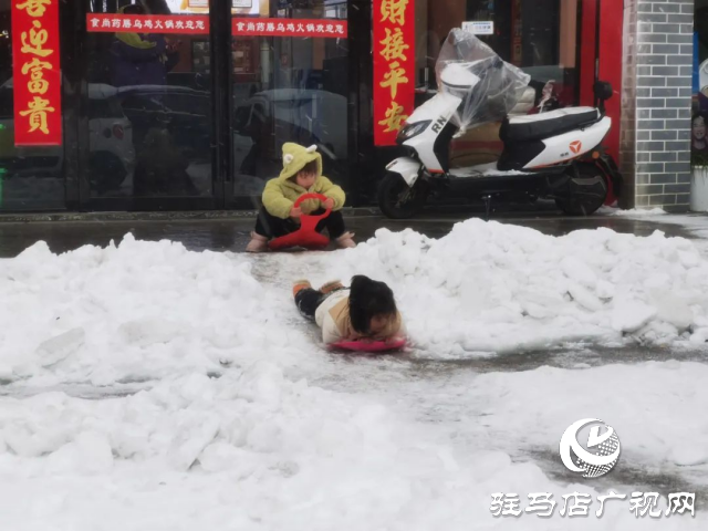 2024年后這場(chǎng)大雪你滑雪了嗎?快來(lái)看看各種各樣的滑雪模式！