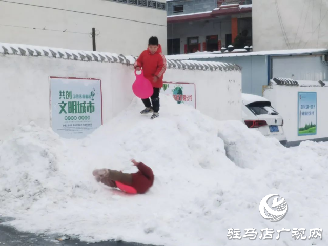 2024年后這場(chǎng)大雪你滑雪了嗎?快來(lái)看看各種各樣的滑雪模式！