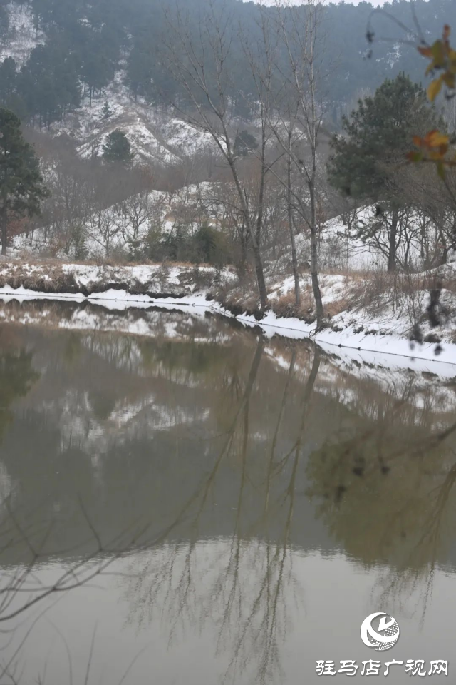 盤(pán)古山：晨起開(kāi)門(mén)雪滿(mǎn)山 雪晴云淡日光寒