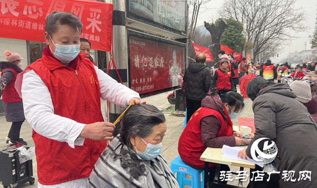 驛城區(qū)開展“學(xué)雷鋒我行動”文明實踐主題日集中活動