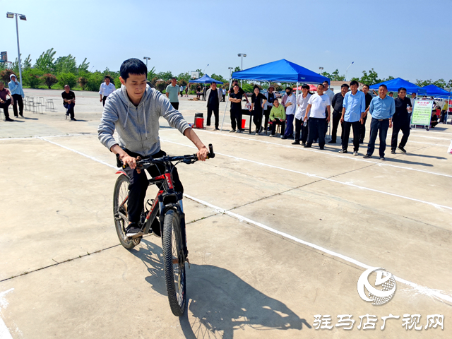 汝南縣和孝鎮(zhèn)舉辦職工趣味運(yùn)動(dòng)會(huì)